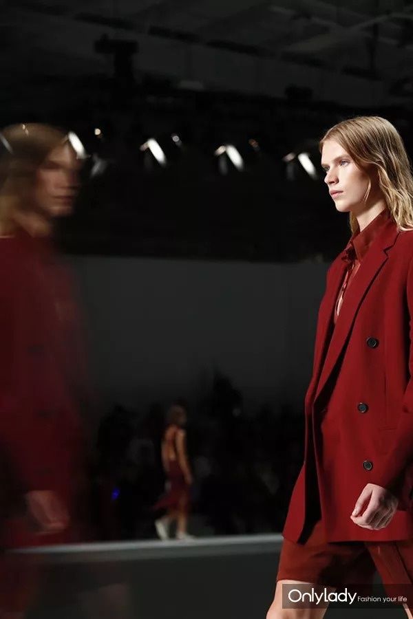 这才是高级职场装的正确打开方式啊!