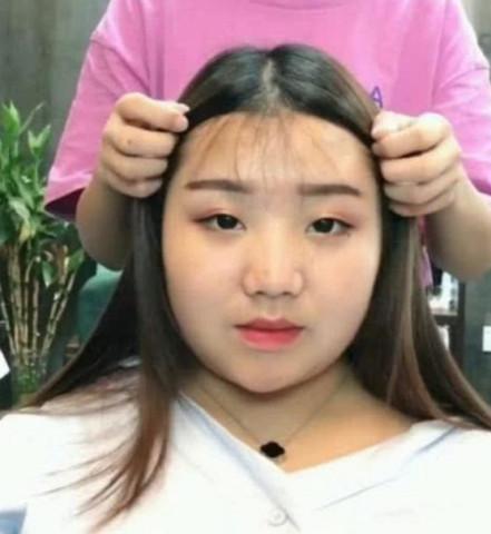 网上“大脸”女生火了，掀开刘海的那一刻，网友：心肌梗塞的感觉