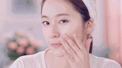 40岁还能演少女,女明星霸屏20几年秘密首次曝光