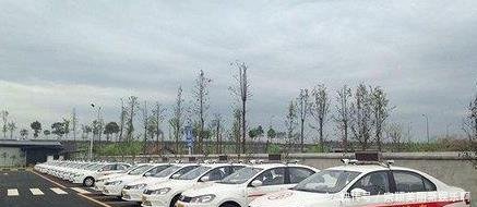 4月份起，驾照考试开始计时收费，难度虽然没减，但学费贵了几千