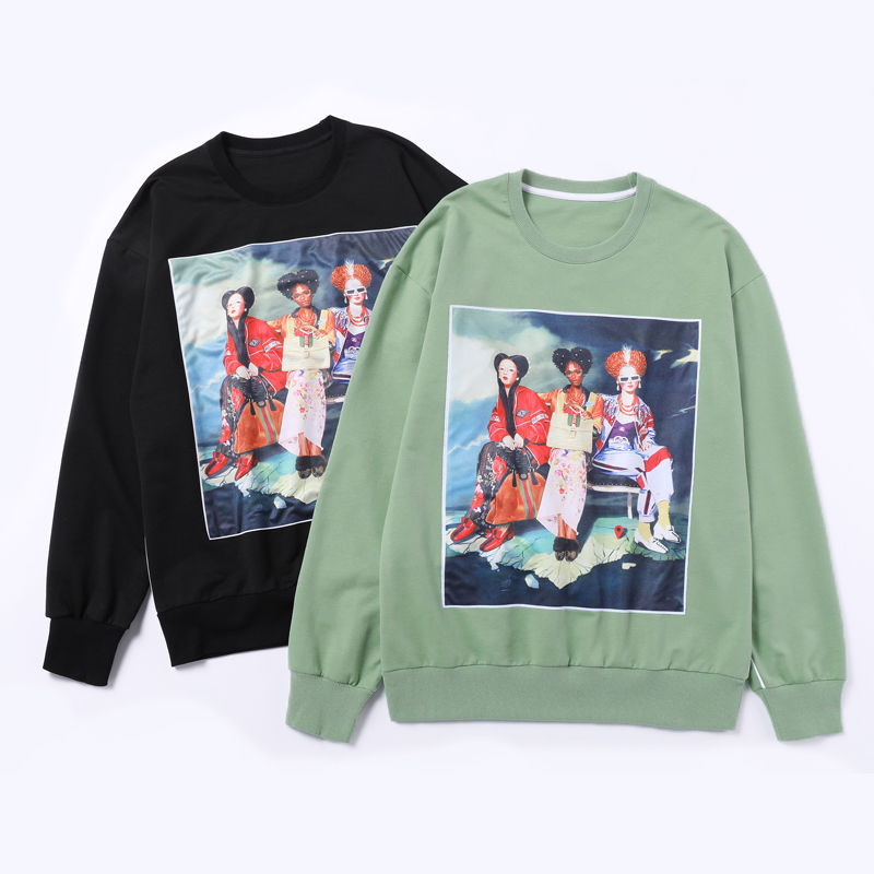 现在的女人穿衣真大胆，不穿贴身直接穿卫衣，性感迷人显腿长