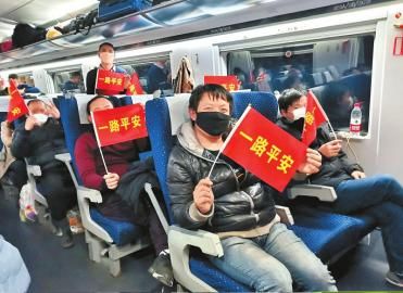  [开往春天]四川全省共有895.03万农民工外出务工返岗