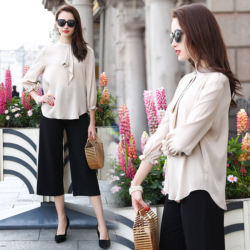 “美人衫”有点小贵，比旗袍修身，比连衣裙显嫩，7080后最爱