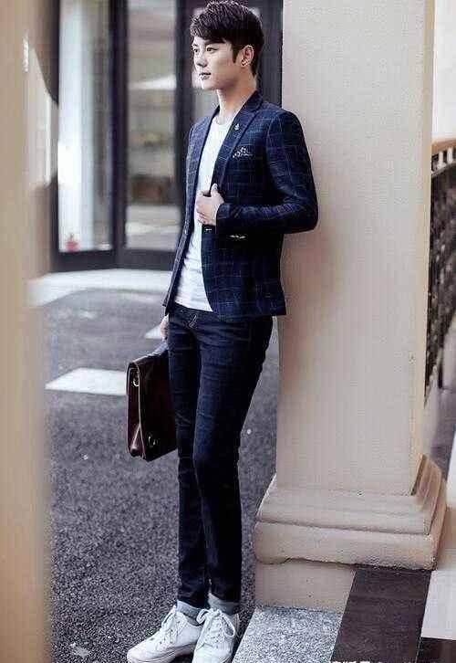  【牛仔裤】春秋季男士商务与休闲西装的多种穿搭法，你最喜欢那一种？