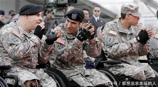 退役:美呼吁世界医护人员援助,退役兵却拒绝响应号召,专家:真实美国