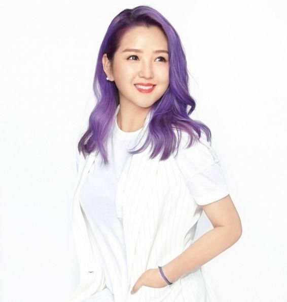 为什么何洁怼完粉丝后急于发文否认自己并没有对婚姻不忠诚？