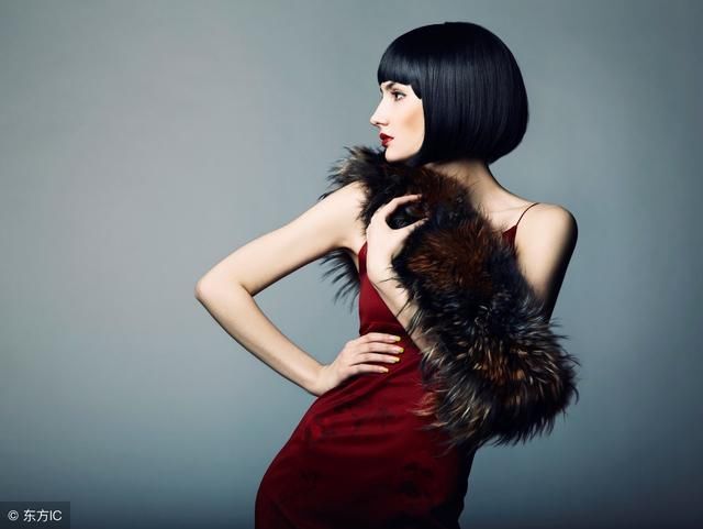 为什么“平胸”的女生更受男生欢迎？这是什么原因？