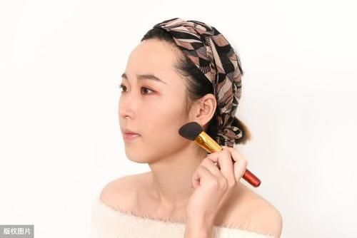 『不来』百校颜:全套化妆品包括什么?这个总结超全面,真的不来mark一下么!