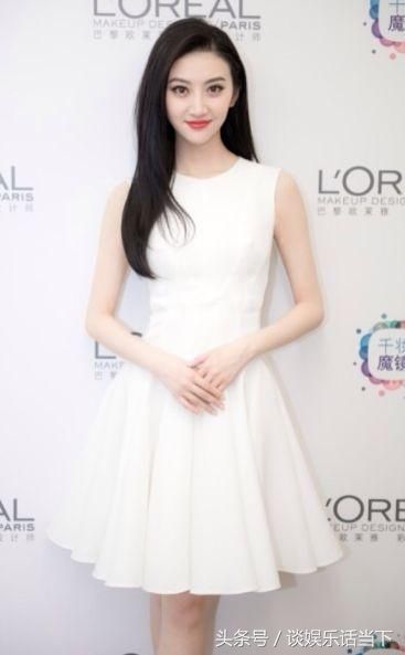 看了景甜的腰,女生们都会怀疑人生,网友:这身材真美!