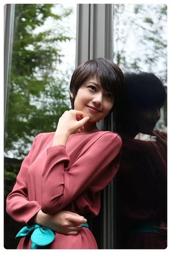 都夸高圆圆的新发型好看，可你知道她踩过多少雷？