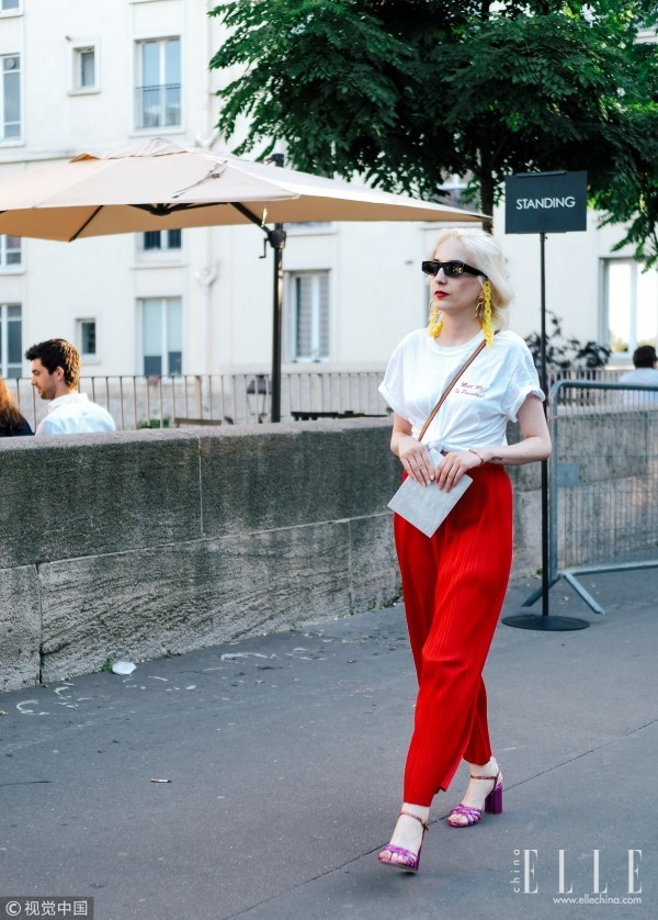 这些小招数，让你穿普通T恤也能赢！