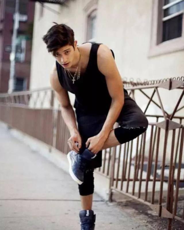 【健身运动】全员刮起健身运动热潮!你也必须这种品类拗造型