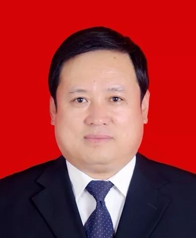 关于王隆等同志任前公示的公告