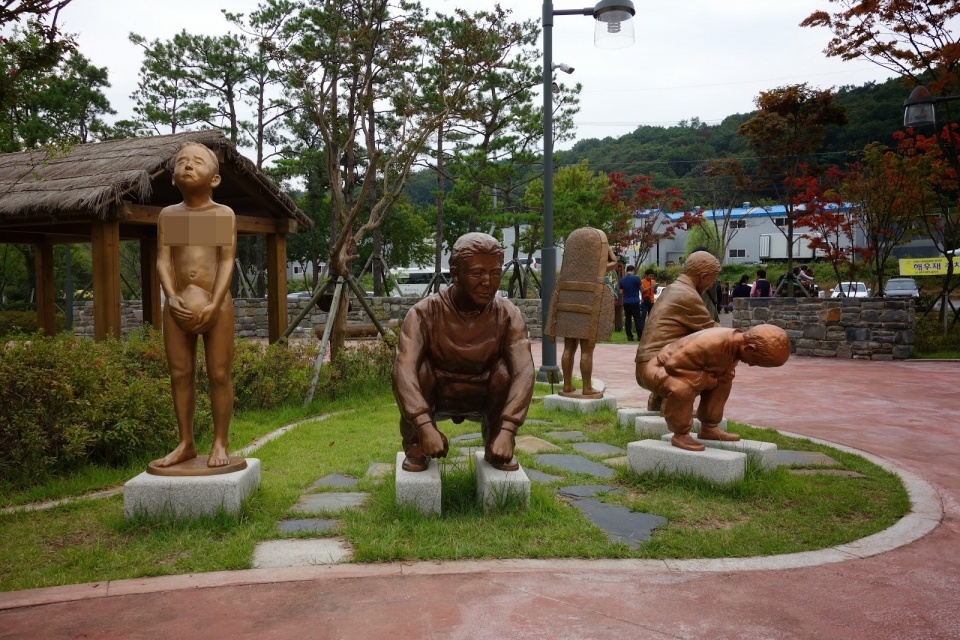 世界各地5个奇怪的博物馆，第1个需要潜水，最后1个不敢一个人去