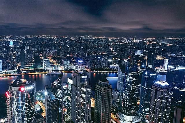 这座城市GDP稳坐第一，比“苏杭”两城加起来还高，知道哪里吗