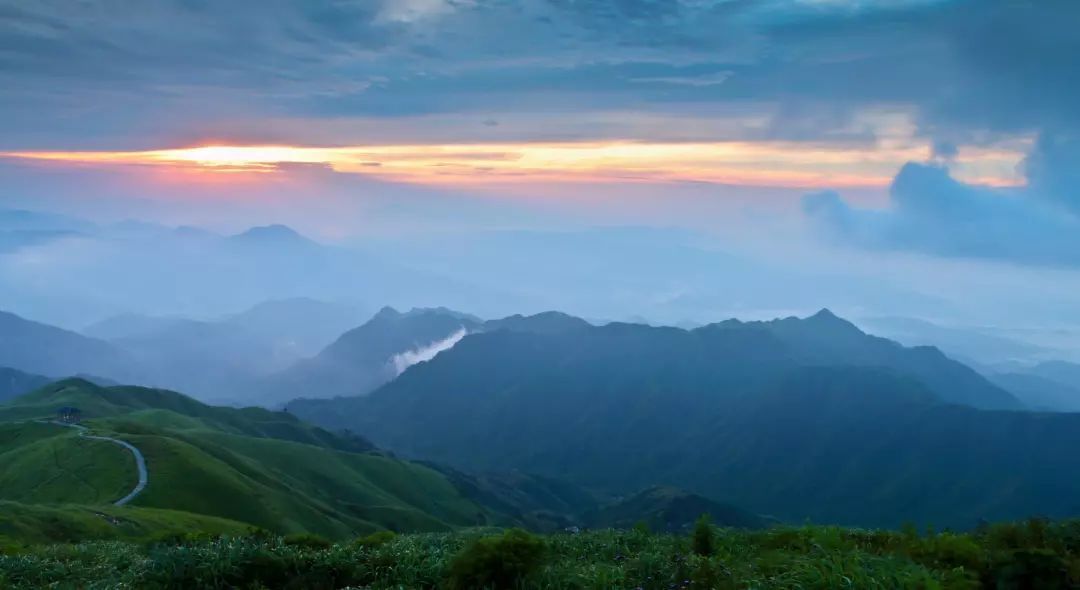 中国这一“山水富地”却变成“空城”，房子建好没人要，网友：可