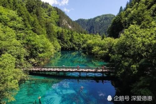 九寨沟重新开放，每天限量5000人，却因一条新规伤了游客的心