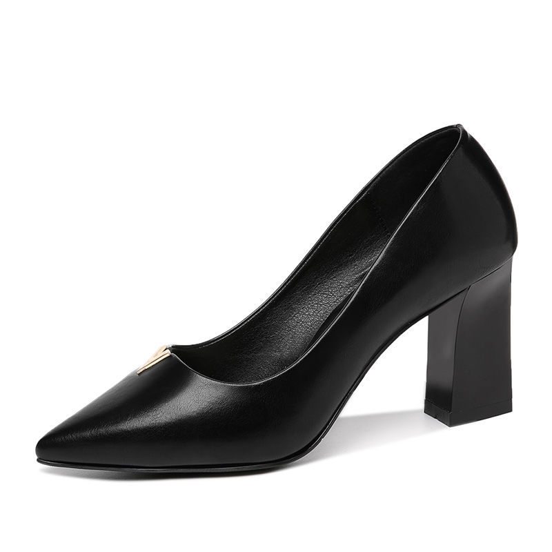 高跟鞋是女人的命!今秋正流行这样穿，大气更精美