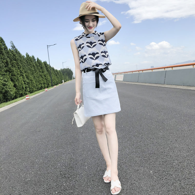 好身材是穿出来的，看看下图女人，穿出性感妩媚，简直迷死人