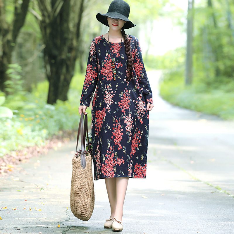 秋老虎还没走，买外套还太早!学学下面女人穿棉麻，洋气超美嫩