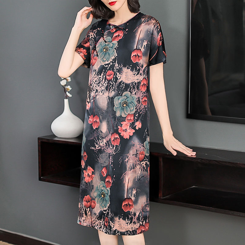 咦?难怪老婆不穿套装了，今系夏这几款欧货a字裙，洋气美嫩十岁