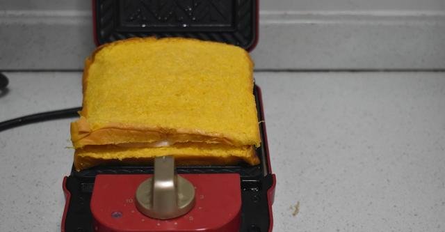  做法■这份早餐不用早起，做法简单又美味，其中一个比牛奶好喝又营养