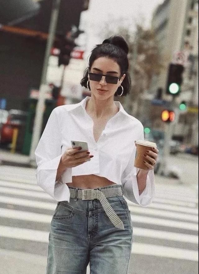  #风格#不得不说，虽然一年四季衬衫都可，但是唯有春季才是它真正的舞台
