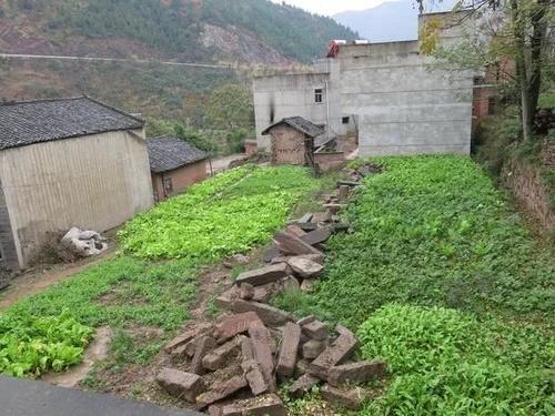  [城镇化]农村要户口合并，向城镇化方向发展，农民需要知道