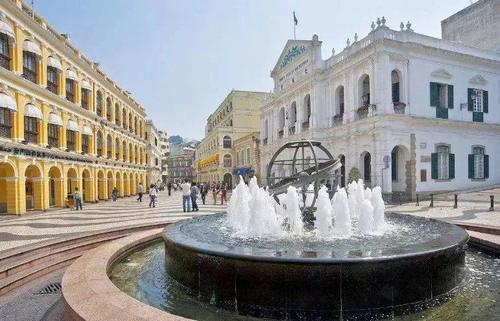 中国这个地方，当地人却不用人民币，并称“傻子”才用