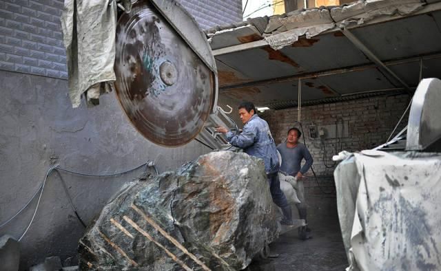  白菜：全国最大的玉器制作村庄，家家年入数百万，如今却只值白