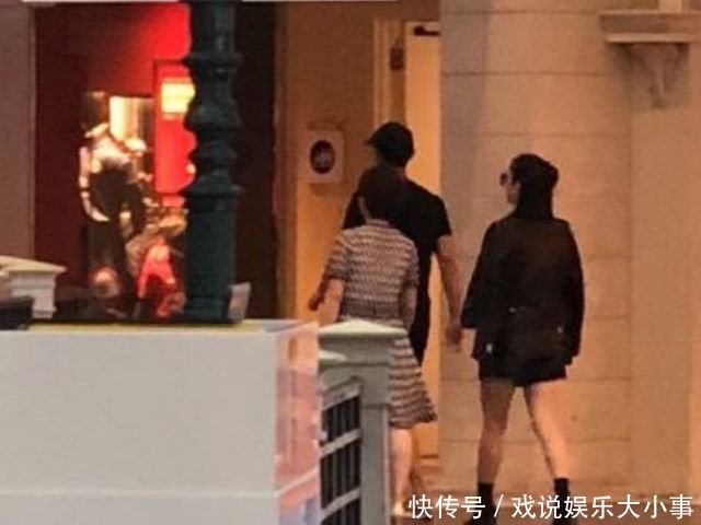 景甜张继科现身澳门游玩,穿情侣装十指相扣,网友:谣言不攻自破!