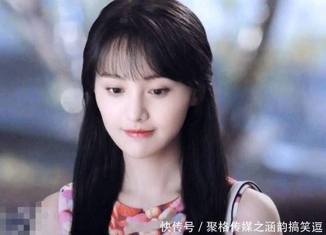 换了发型的郑爽终于走上了颜值巅峰！网友：长发太有女人味了！