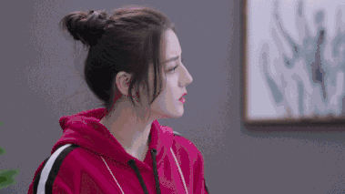 发型|热巴《一千零一夜》颜值爆表 和女星一起get清凉的夏日发型