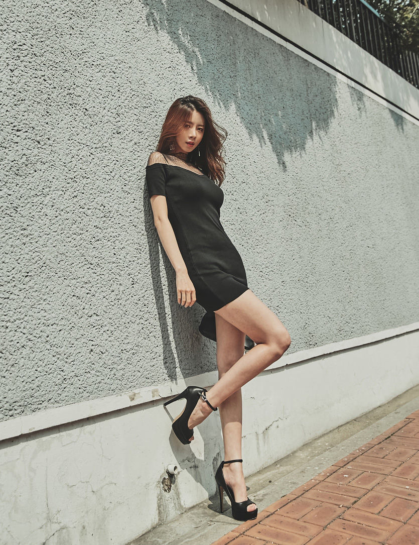 醉人阿维克修渔网短袖裙