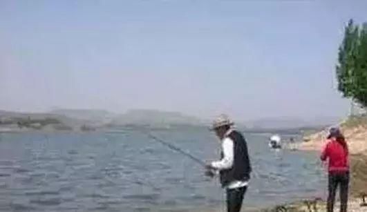  『水库』水库钓鱼忽略了这些.....就要“愁”了