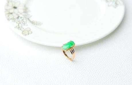 「戒指」戴上戒指 , 美丽的手指才真正有了灵魂