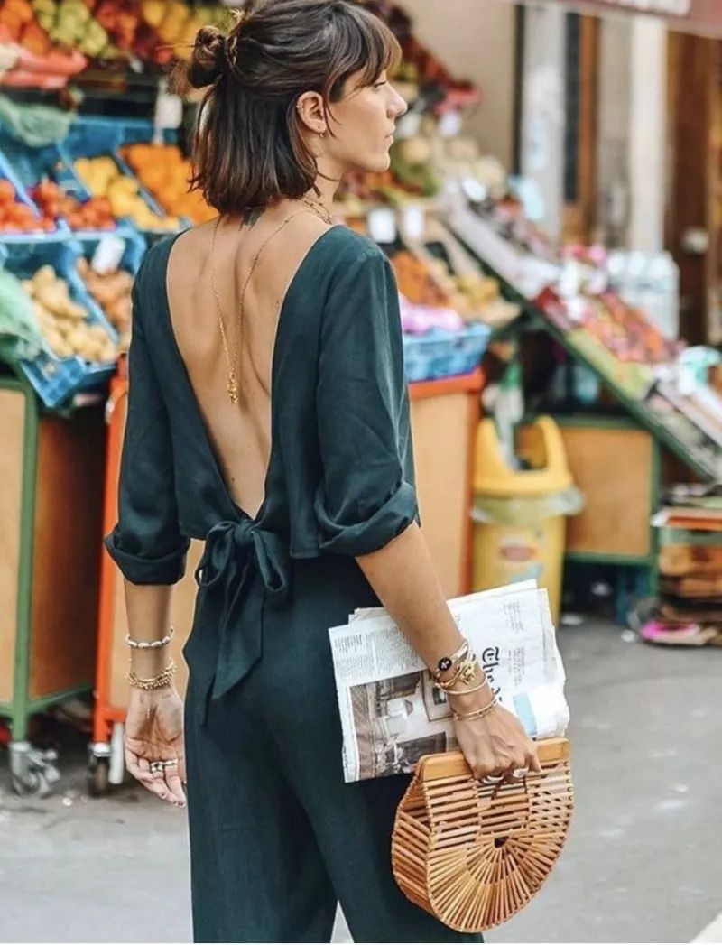 唐嫣宋茜亲自告诉你，秋冬穿什么流行色最显白!