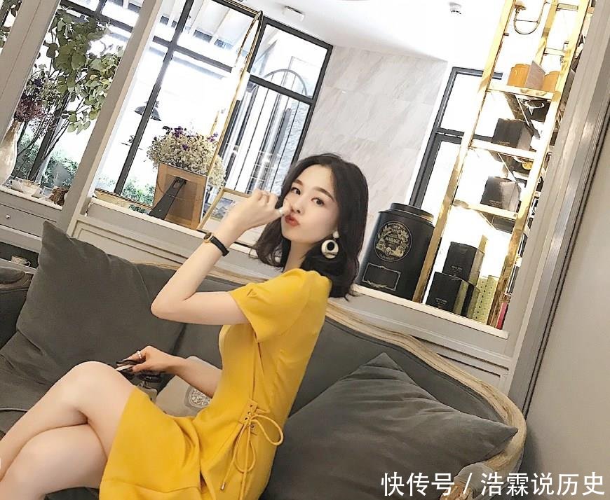  新款@三伏天别穿黑裤子，又土又热！瞧瞧这些新款美裙，时尚淡雅又大气