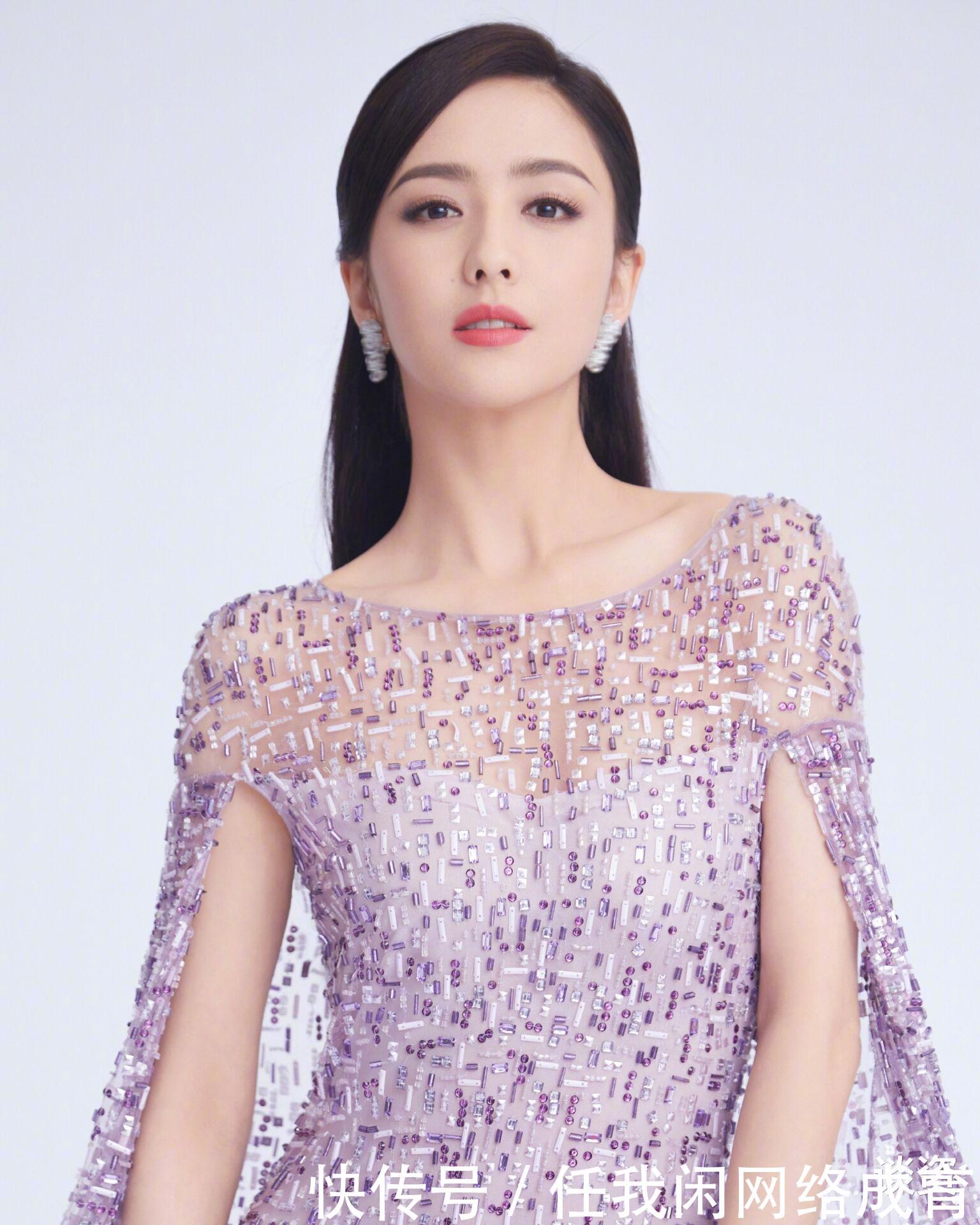 为什么今年春晚佟丽娅主持