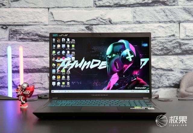  尺寸■十代酷睿i7+大尺寸高刷电竞屏，游戏发烧友亲测，你想要的它都有~