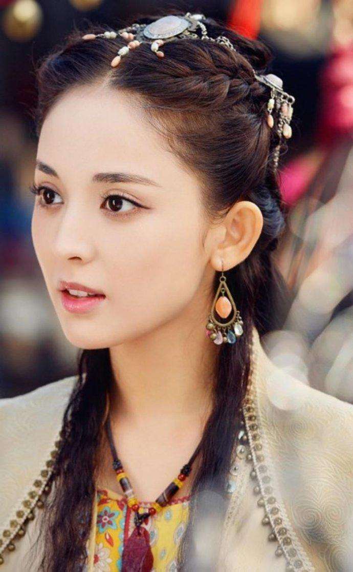 古力娜扎的古装竟然那么惊艳，倾国佳人是她本人了!