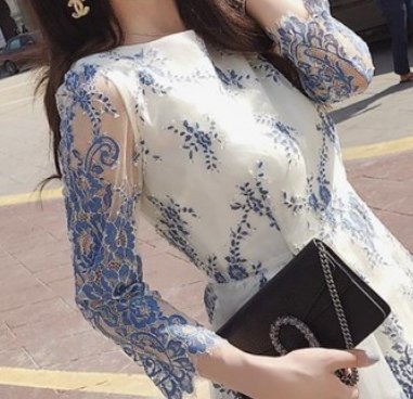 哇，46岁老婆真洋气!蕾丝裙+高跟鞋，参加聚会，美到惊艳全场