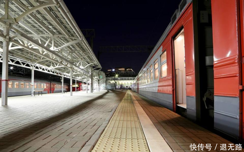  一站■国内首列全卧铺火车！全程727公里，一站直达不停靠你坐过