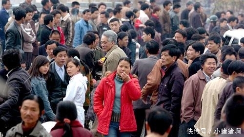 农村俗语“农民住了楼，好日子到了头”，为啥会这么说呢？