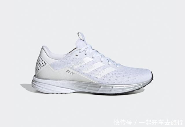  【尝鲜】想尝鲜看这里！adidas首双全掌Lightstrike跑鞋明早登场