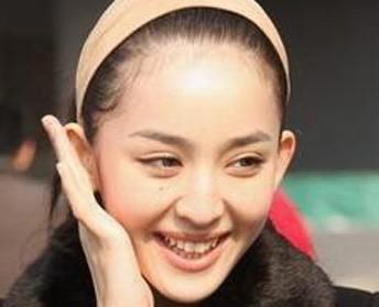 女明星刚出道时,颜值才是最真实的