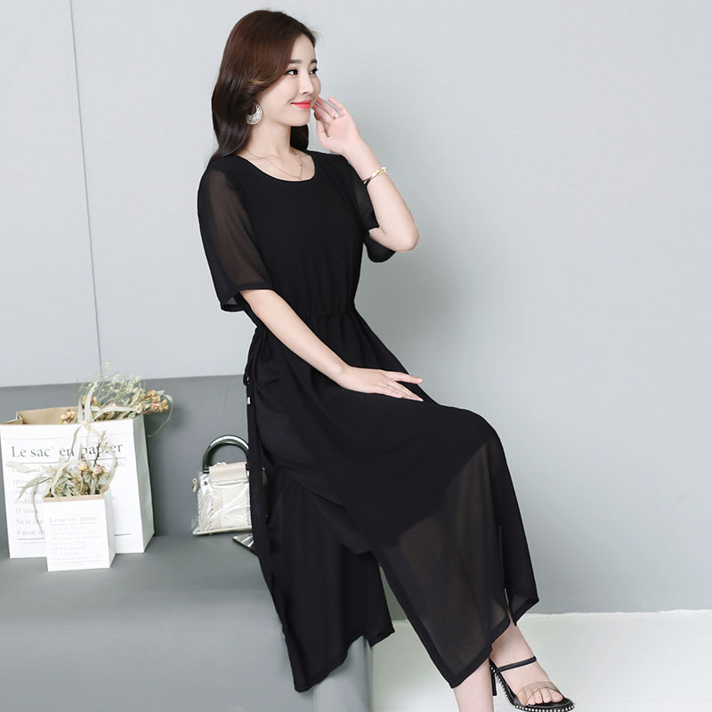 迷人身材穿出来，雪纺连衣裙，独特的风情，丰满女人穿上超亮眼