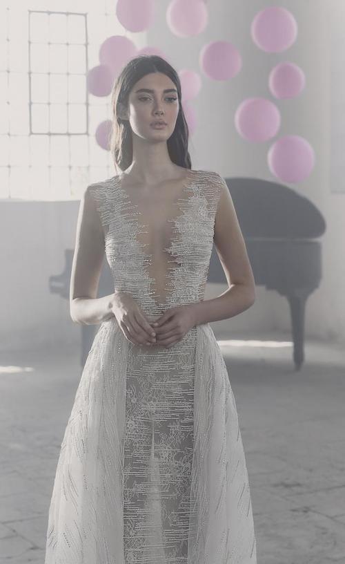 以色列美女时尚摄影大片，欧美超模演绎惊艳奢华婚纱礼服令人惊艳