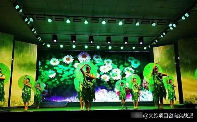 靠做“老年团”,这个农庄年收入6亿,却在网上引发巨大争议