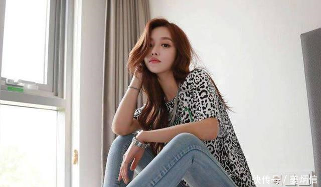 路人街拍，有身材有颜值的小姐姐穿裙子最好看，男人都想娶回家